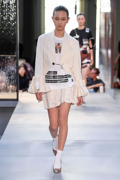 Look 79